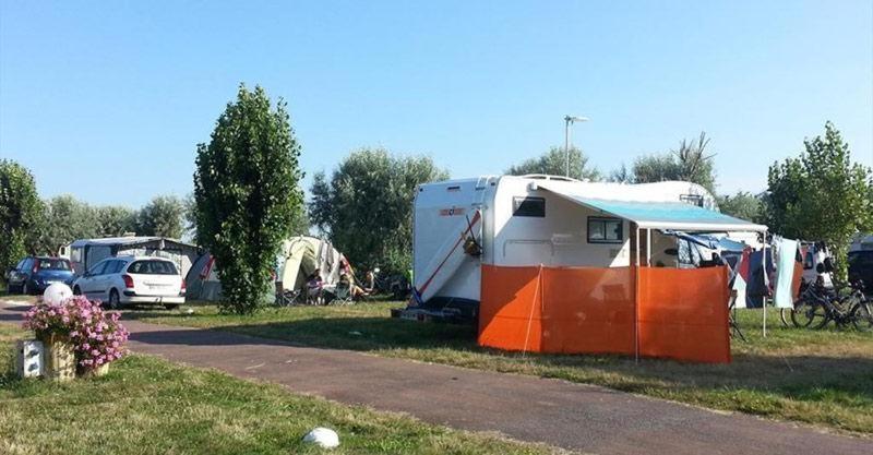 Camping Phare Ouest Saint-Denis-d'Oleron Ngoại thất bức ảnh