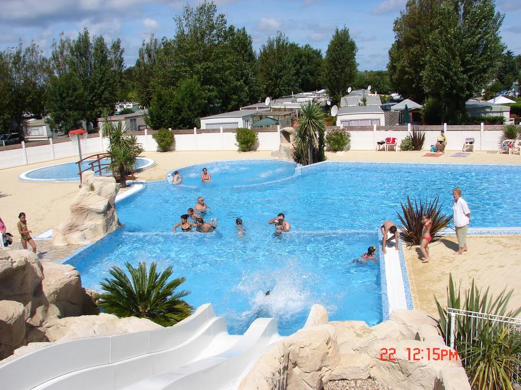 Camping Phare Ouest Saint-Denis-d'Oleron Ngoại thất bức ảnh