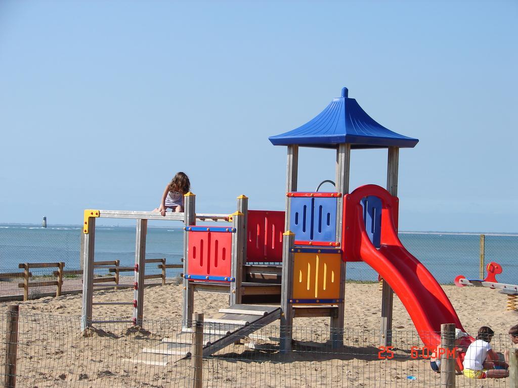 Camping Phare Ouest Saint-Denis-d'Oleron Ngoại thất bức ảnh